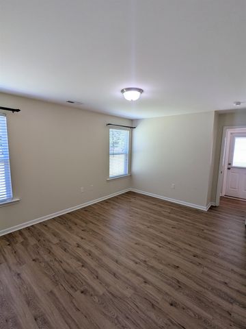 1328 Valor Rd., Conway, SC 29527