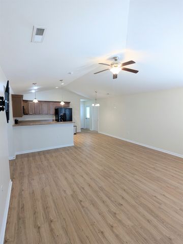 1328 Valor Rd., Conway, SC 29527