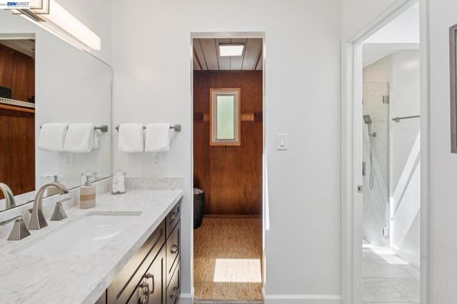 5314 Crown Ct, Castro Valley, CA 94552