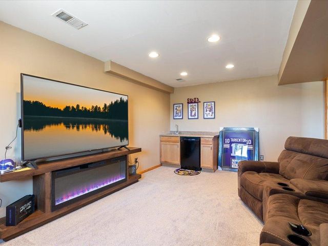 9057 3rd Avenue, Breezy Point, MN 56472