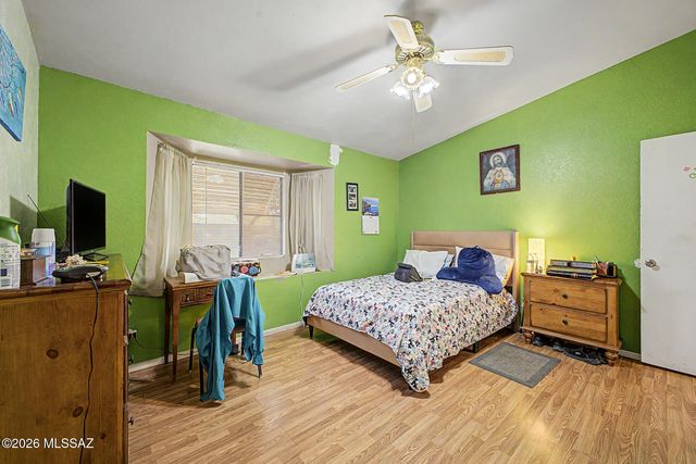 1951 W Cabernet Drive, Tucson, AZ 85746