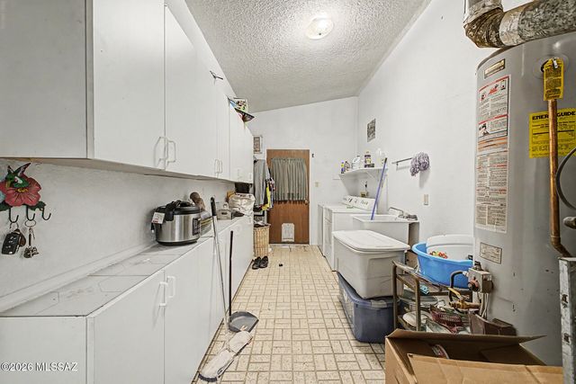 1951 W Cabernet Drive, Tucson, AZ 85746