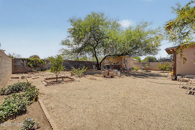 1951 W Cabernet Drive, Tucson, AZ 85746