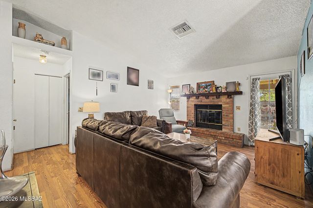 1951 W Cabernet Drive, Tucson, AZ 85746