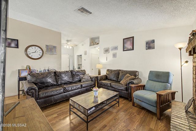 1951 W Cabernet Drive, Tucson, AZ 85746