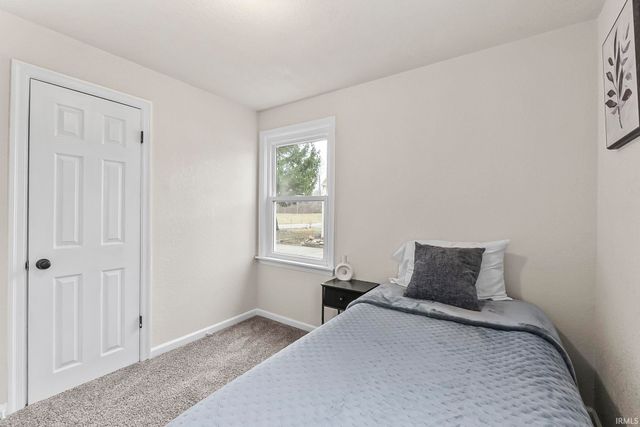 1510 Waldron Circle, Fort Wayne, IN 46807