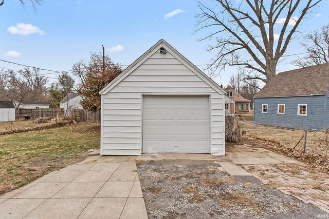 1510 Waldron Circle, Fort Wayne, IN 46807