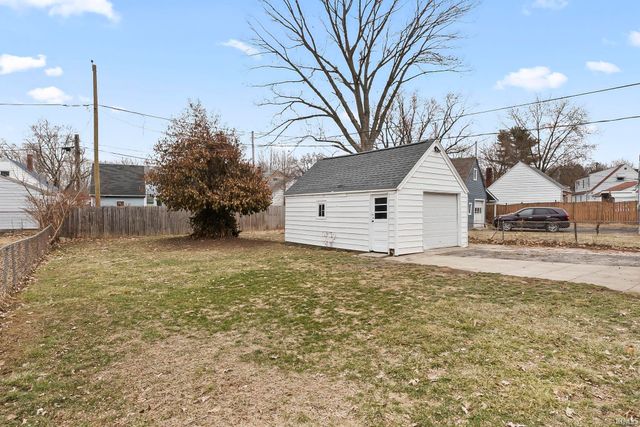 1510 Waldron Circle, Fort Wayne, IN 46807