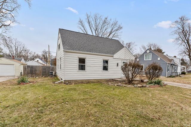 1510 Waldron Circle, Fort Wayne, IN 46807