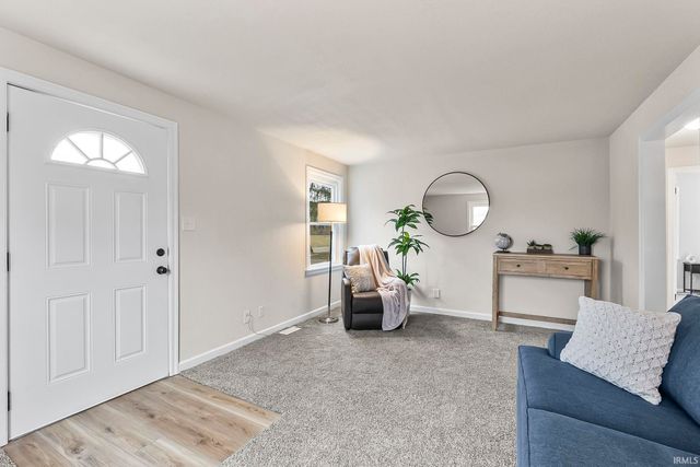 1510 Waldron Circle, Fort Wayne, IN 46807