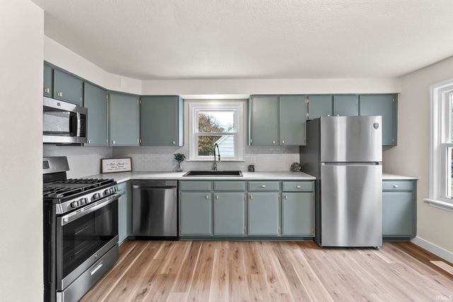 1510 Waldron Circle, Fort Wayne, IN 46807