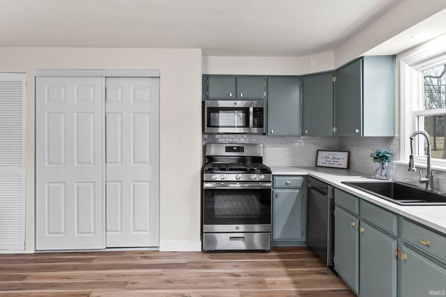 1510 Waldron Circle, Fort Wayne, IN 46807