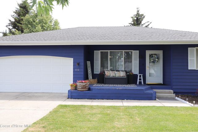 810 E 11th AVE, Post Falls, ID 83854