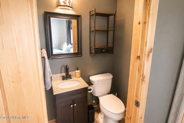 810 E 11th AVE, Post Falls, ID 83854