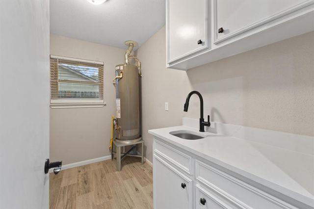 714 Golden Bear Lane, Kingwood, TX 77339