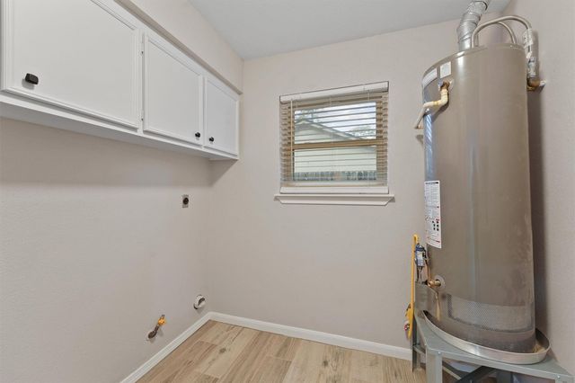 714 Golden Bear Lane, Kingwood, TX 77339