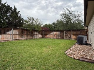 206 Fairway CIR, Point Venture, TX 78645
