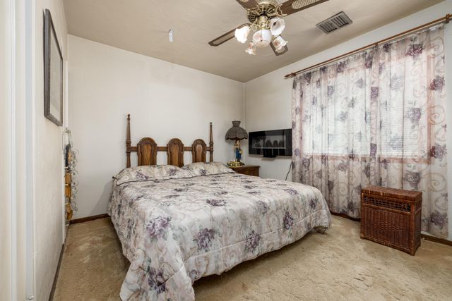 1149 N E Street, Tulare, CA 93274