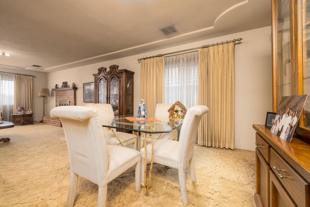 1149 N E Street, Tulare, CA 93274