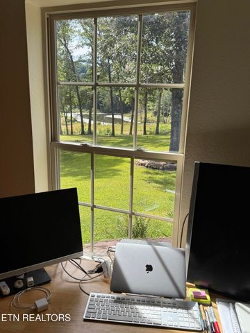 266 Laurel Ridge Lane, Pikeville, TN 37367