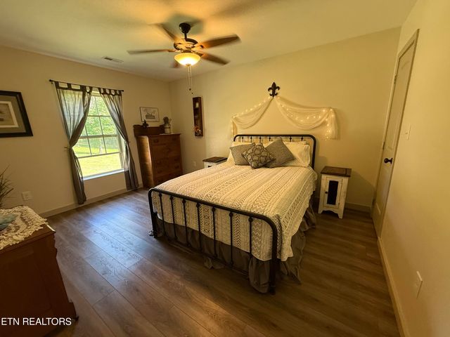 266 Laurel Ridge Lane, Pikeville, TN 37367