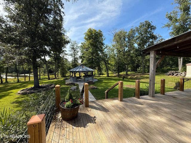 266 Laurel Ridge Lane, Pikeville, TN 37367