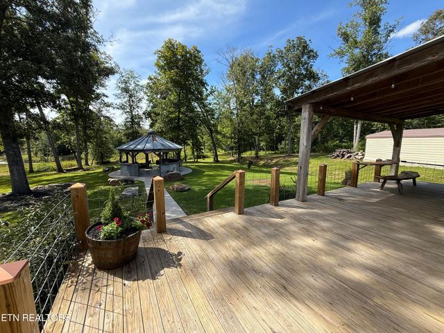 266 Laurel Ridge Lane, Pikeville, TN 37367