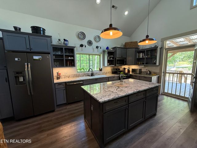 266 Laurel Ridge Lane, Pikeville, TN 37367