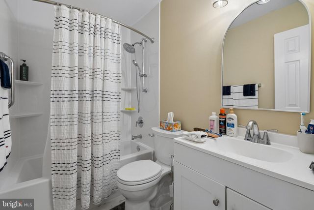 2896 PORTOBELLO CT, Waldorf, MD 20603
