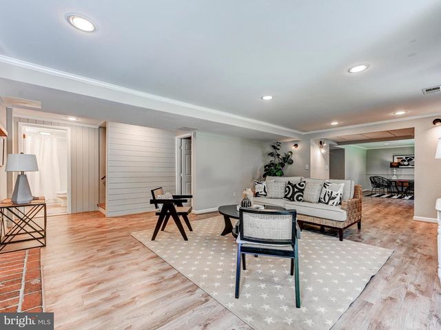 1307 HICKORY SPRINGS CIR, Catonsville, MD 21228