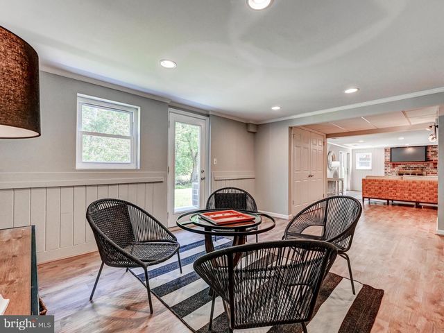 1307 HICKORY SPRINGS CIR, Catonsville, MD 21228
