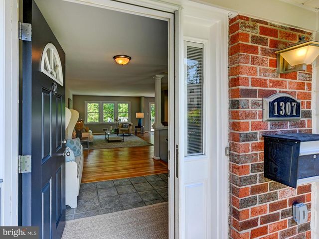 1307 HICKORY SPRINGS CIR, Catonsville, MD 21228