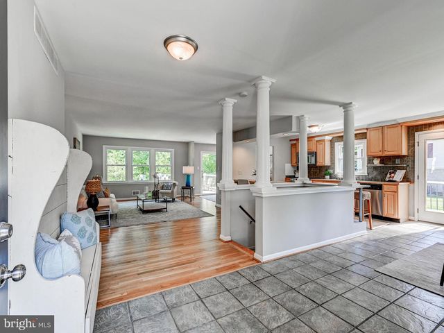 1307 HICKORY SPRINGS CIR, Catonsville, MD 21228