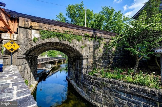 1307 HICKORY SPRINGS CIR, Catonsville, MD 21228
