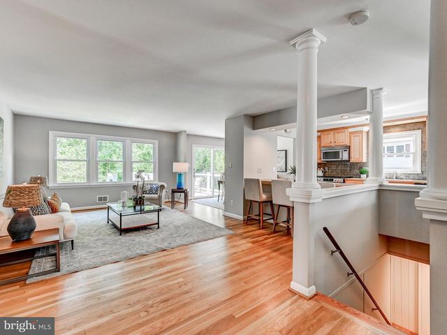 1307 HICKORY SPRINGS CIR, Catonsville, MD 21228
