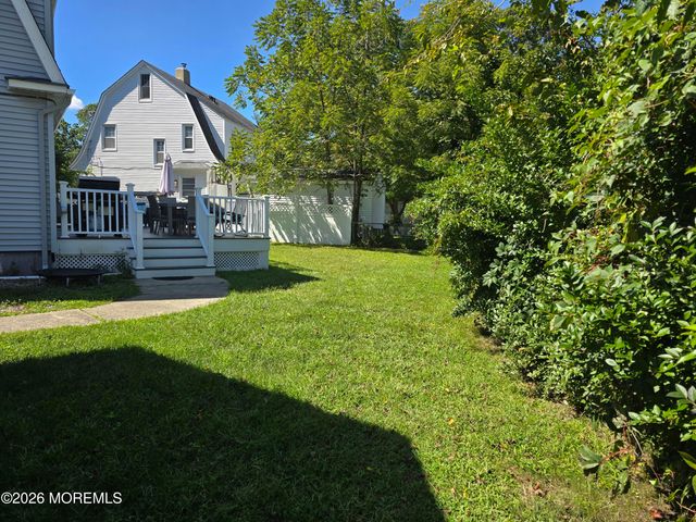 215 Elberon Boulevard, Oakhurst, NJ 07755