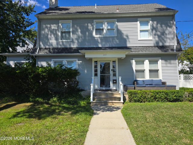 215 Elberon Boulevard, Oakhurst, NJ 07755