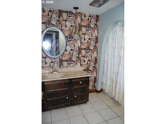 13104 Ne 8TH Ct, Vancouver, WA 98685