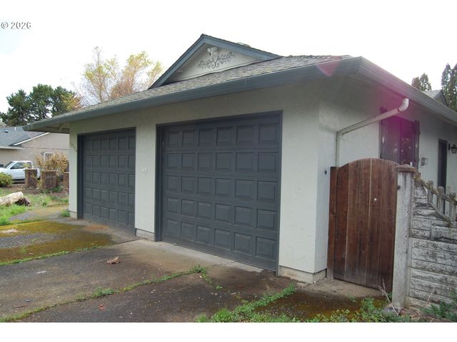 13104 Ne 8TH Ct, Vancouver, WA 98685