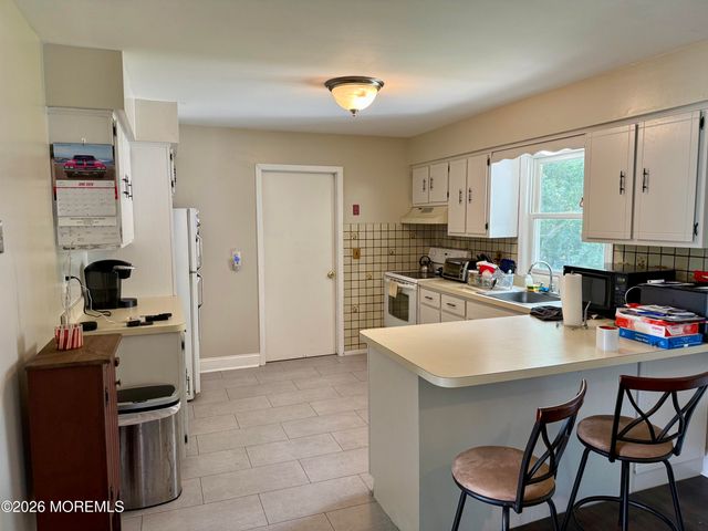 1533 5th Avenue, Toms River, NJ 08757