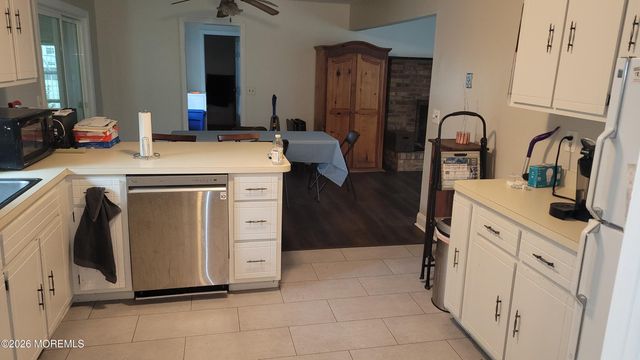 1533 5th Avenue, Toms River, NJ 08757