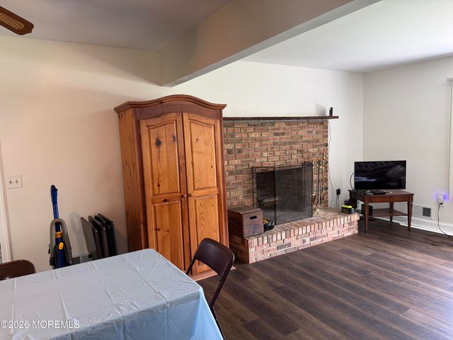 1533 5th Avenue, Toms River, NJ 08757
