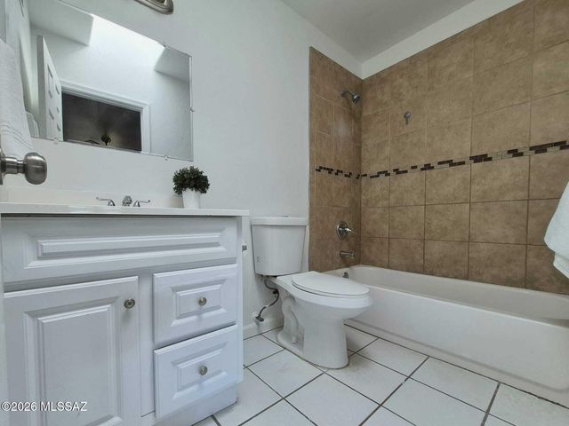 3148 E Monte Vista Drive, Tucson, AZ 85716