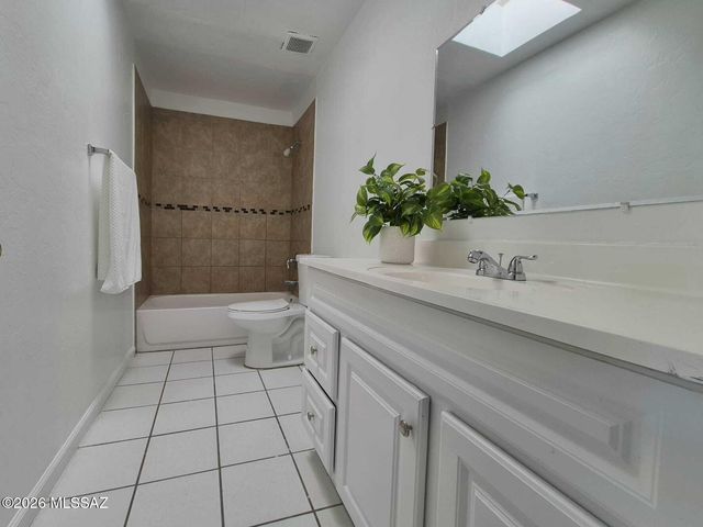 3148 E Monte Vista Drive, Tucson, AZ 85716