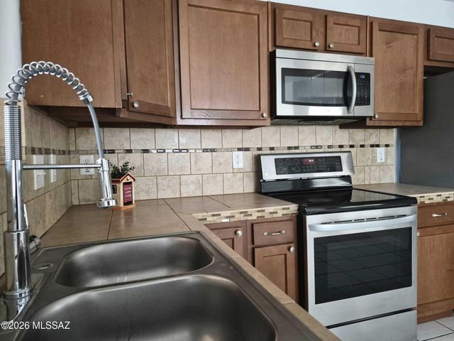 3148 E Monte Vista Drive, Tucson, AZ 85716