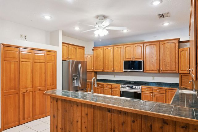 2565 E OSCEOLA ROAD, Geneva, FL 32732