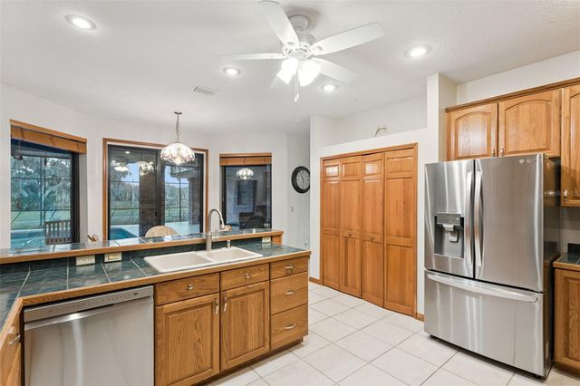 2565 E OSCEOLA ROAD, Geneva, FL 32732