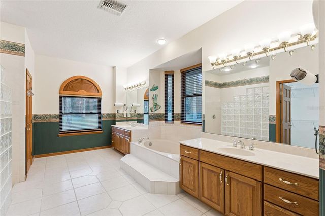 2565 E OSCEOLA ROAD, Geneva, FL 32732