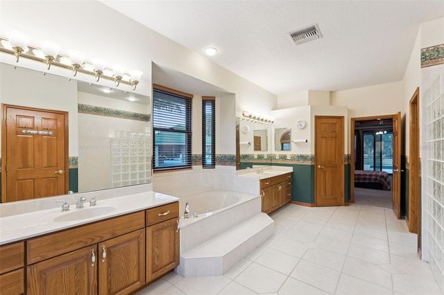 2565 E OSCEOLA ROAD, Geneva, FL 32732