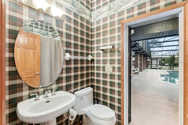 2565 E OSCEOLA ROAD, Geneva, FL 32732